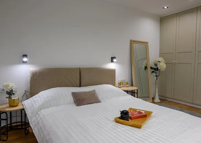 гардън апарт *